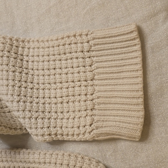 Theory Cream Ribbed Knit Sweater - Picture 9 of 12